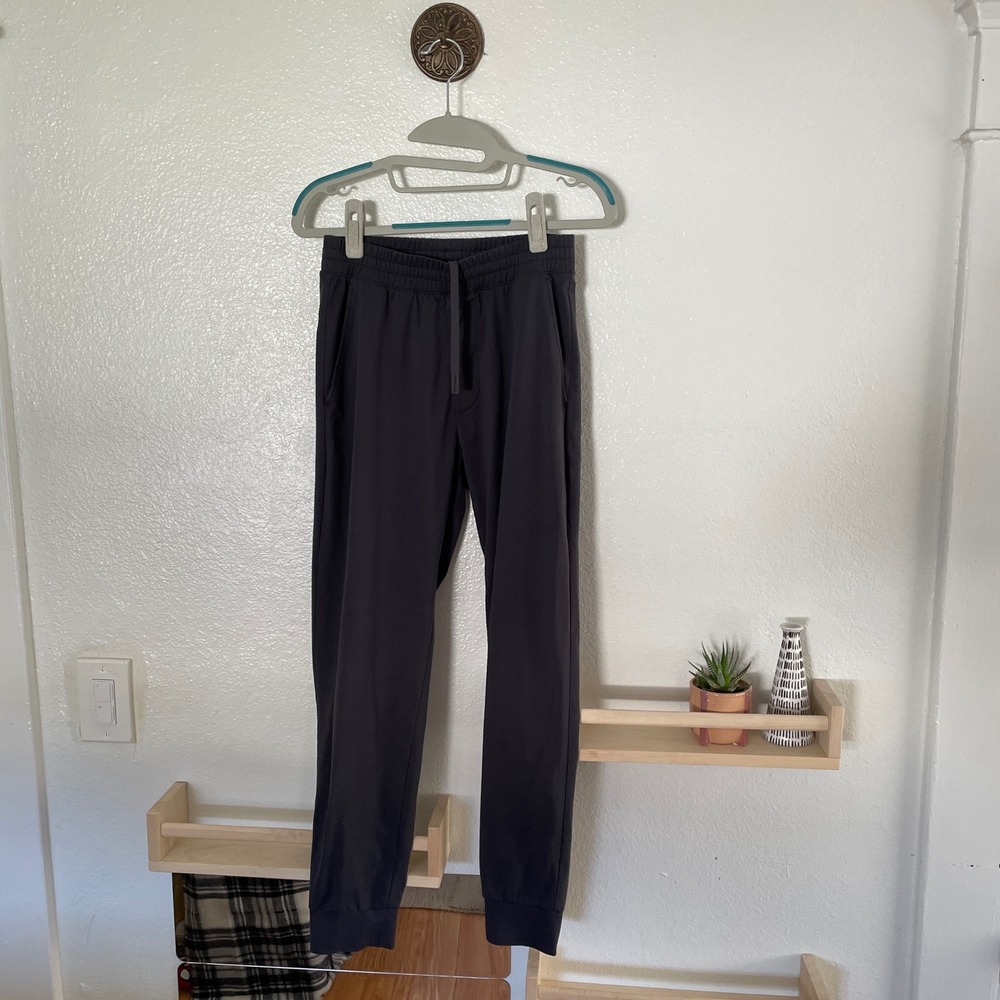 Uniqlo‎ Ultra Stretch Active Joggers Dark Gray Tapered Sweatpants Mens Small